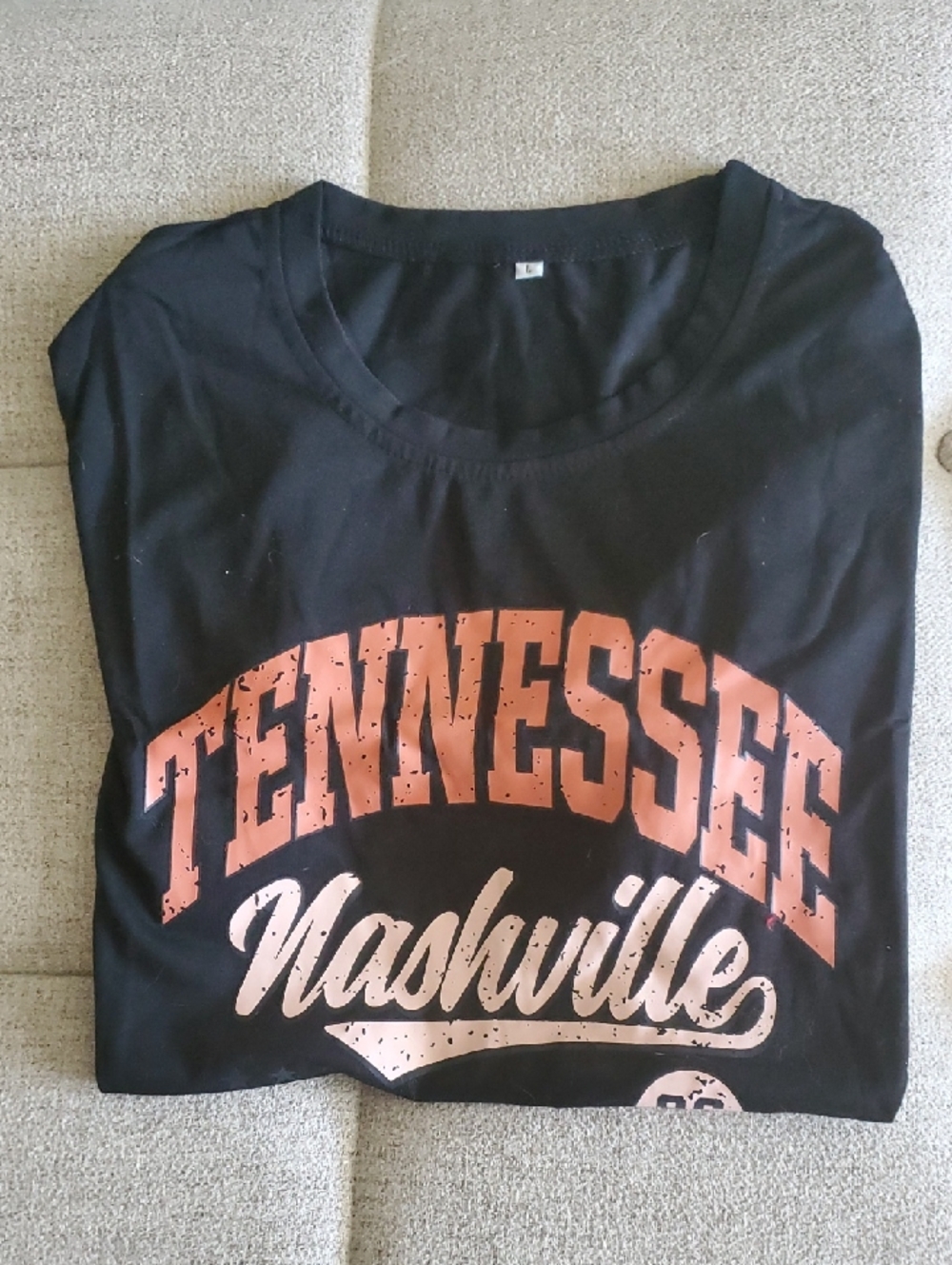 Black Tennessee Nashville Graphic Tee NWOT